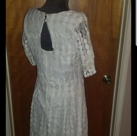 Lace semi formal dress - Picture 5 of 10